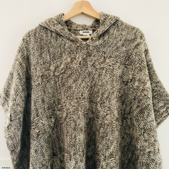 NWOT, Garage Hooded Knit Poncho Size S - Picture 10 of 17